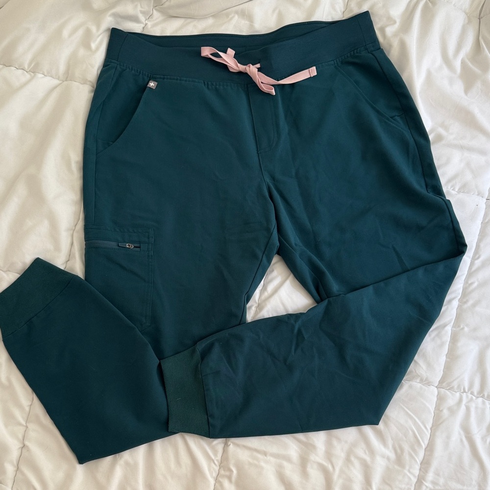 Figs Zamora Joggers in Carribean Blue